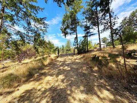 Exterior - 4101 Chinquapin Dr, Willits, CA 95490 photo 16 of 19