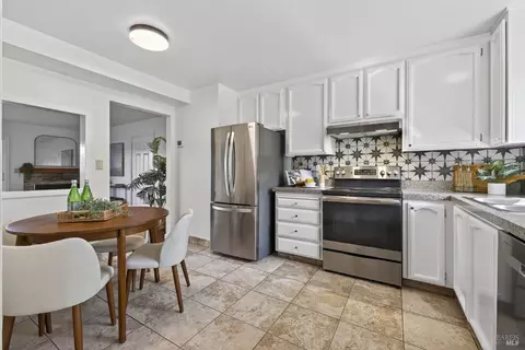 Kitchen - 37 Front St #E, Healdsburg, CA 95448 photo 1 of 5
