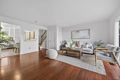 Living - 37 Front St #E, Healdsburg, CA 95448 photo 1 of 4