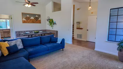 2321 Marshall Rd, Vacaville, CA 95687 photo 4