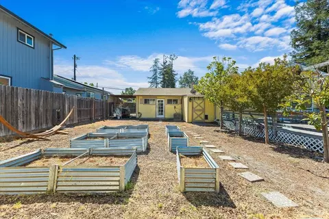 563 Windsor River Rd, Windsor, CA 95492 photo 36