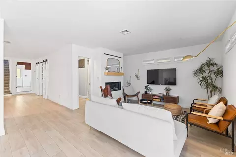 563 Windsor River Rd, Windsor, CA 95492 photo 8