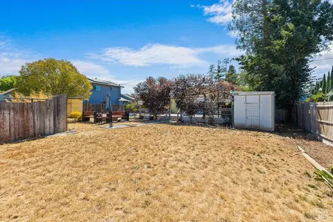 563 Windsor River Rd, Windsor, CA 95492 photo 37