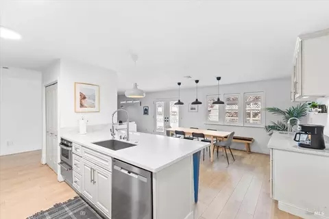 563 Windsor River Rd, Windsor, CA 95492 photo 17