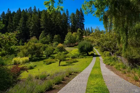 Exterior - 20205 Tumbling Mcd Rd, Philo, CA 95466 photo 32 of 37