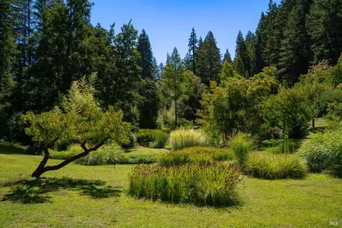 Exterior - 20205 Tumbling Mcd Rd, Philo, CA 95466 photo 33 of 37