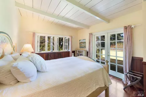 Bedroom - 20205 Tumbling Mcd Rd, Philo, CA 95466 photo 7 of 7