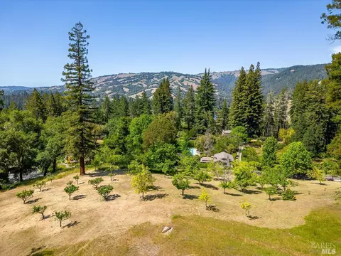 Exterior - 20205 Tumbling Mcd Rd, Philo, CA 95466 photo 36 of 37