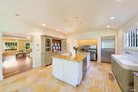 Kitchen - 20205 Tumbling Mcd Rd, Philo, CA 95466 photo 1 of 2