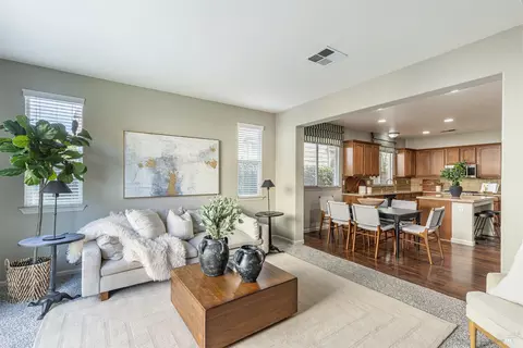4049 New Zealand Ave, Santa Rosa, CA 95407