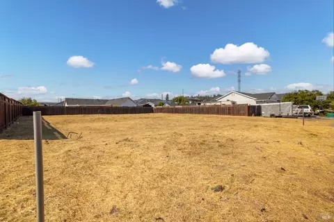 21 Chelsea Dr, Santa Rosa, CA 95403