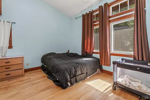 Bedroom - 23851 Iris Ter, Willits, CA 95490 photo 2 of 3