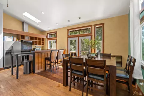 Dining - 23851 Iris Ter, Willits, CA 95490 photo 1 of 1