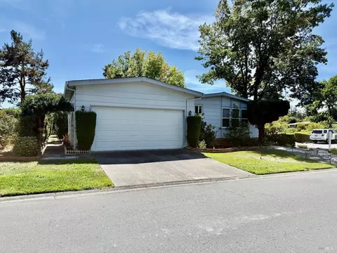1945 Piner Rd #148, Santa Rosa, CA 95403
