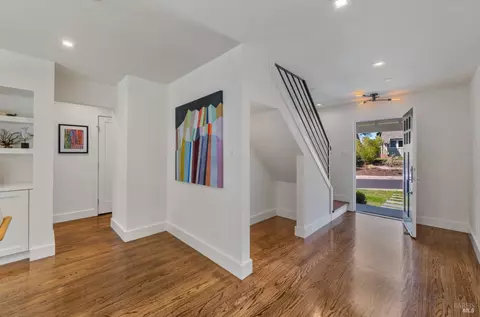 137 Granada Dr, Corte Madera, CA 94925 photo 4