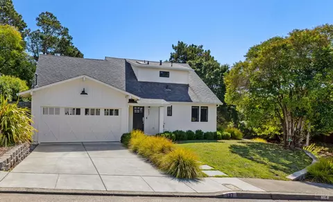 137 Granada Dr, Corte Madera, CA 94925