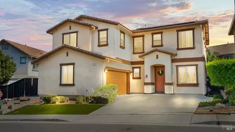 2197 Yellow Rose Cir, Fairfield, CA 94534 photo 2