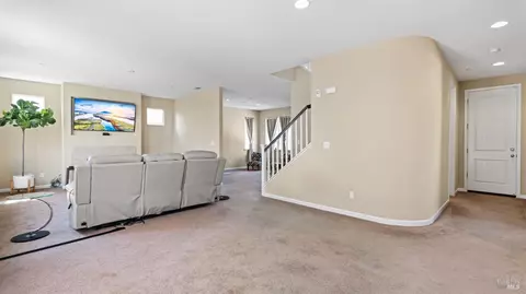 2197 Yellow Rose Cir, Fairfield, CA 94534 photo 6