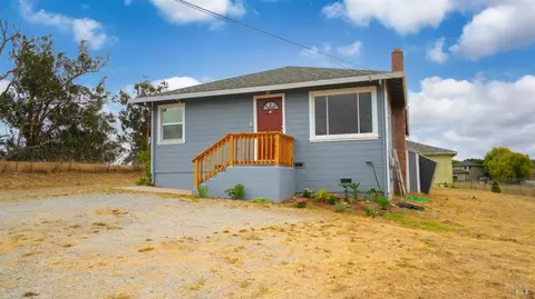 4385 Bodega Ave, Petaluma, CA 94952