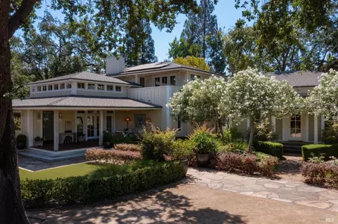 1551 Spring St, Saint Helena, CA 94574