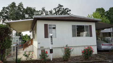 56 Ellie Dr, Santa Rosa, CA 95403