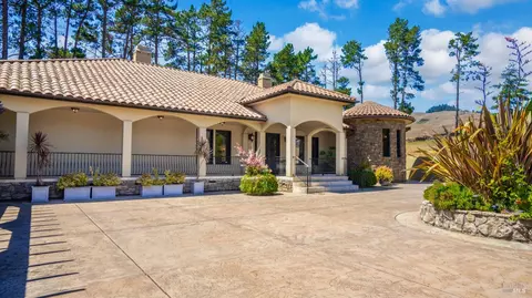 Exterior - 1455 Valley Ford Freestone Rd, Bodega, CA 94922 photo 6 of 33
