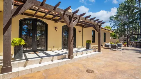 Exterior - 1455 Valley Ford Freestone Rd, Bodega, CA 94922 photo 16 of 33