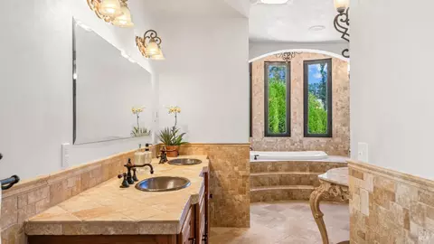 Bath - 1455 Valley Ford Freestone Rd, Bodega, CA 94922 photo 3 of 7