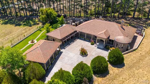 Exterior - 1455 Valley Ford Freestone Rd, Bodega, CA 94922 photo 3 of 33