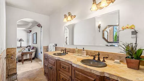 Bath - 1455 Valley Ford Freestone Rd, Bodega, CA 94922 photo 4 of 7
