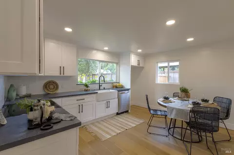 Kitchen - 2711 Mark West Station Rd, Windsor, CA 95492 photo 1 of 7