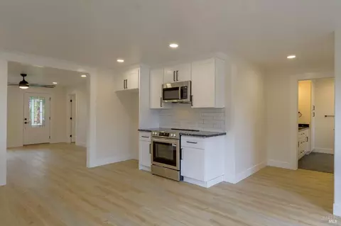 Living - 2711 Mark West Station Rd, Windsor, CA 95492 photo 7 of 7
