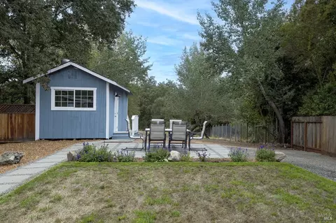 Exterior - 2711 Mark West Station Rd, Windsor, CA 95492 photo 9 of 19