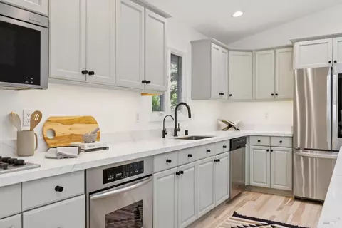 295 Crown Rd, Kentfield, CA 94904 photo 16