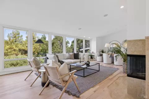295 Crown Rd, Kentfield, CA 94904 photo 2