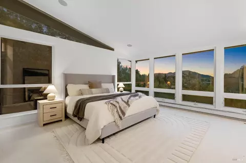 295 Crown Rd, Kentfield, CA 94904 photo 4