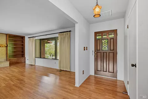 Entry Way - 4295 E 3rd Ave, Napa, CA 94558 photo 1 of 1