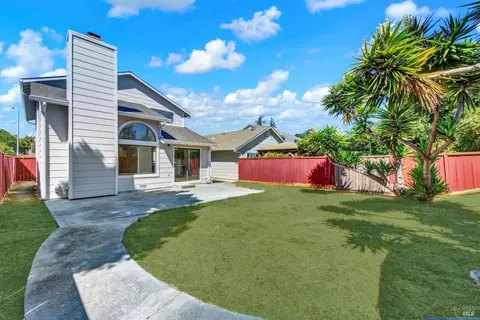 Exterior - 260 Neptunes Ct, Vallejo, CA 94591 photo 3 of 4