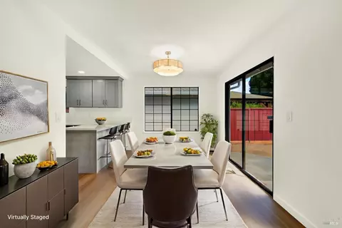 Dining - 260 Neptunes Ct, Vallejo, CA 94591 photo 1 of 1