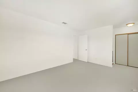 Bedroom - 260 Neptunes Ct, Vallejo, CA 94591 photo 6 of 6