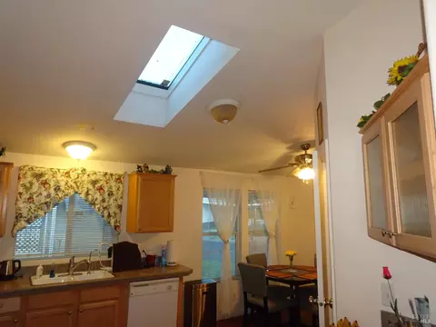 212 Valencia Dr, Fairfield, CA 94533 photo 15
