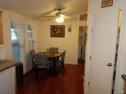 212 Valencia Dr, Fairfield, CA 94533 photo 18