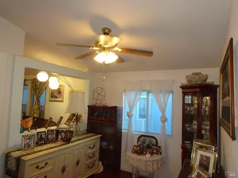 212 Valencia Dr, Fairfield, CA 94533 photo 14