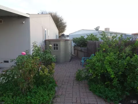 212 Valencia Dr, Fairfield, CA 94533 photo 9