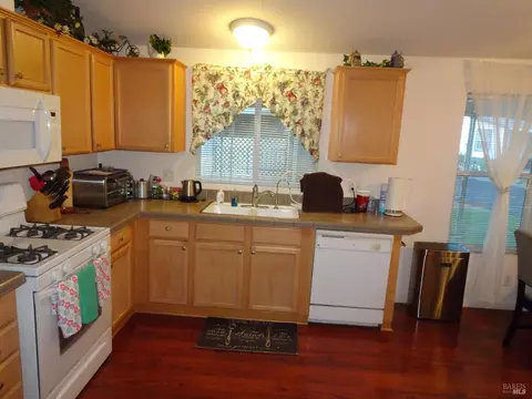 212 Valencia Dr, Fairfield, CA 94533 photo 16