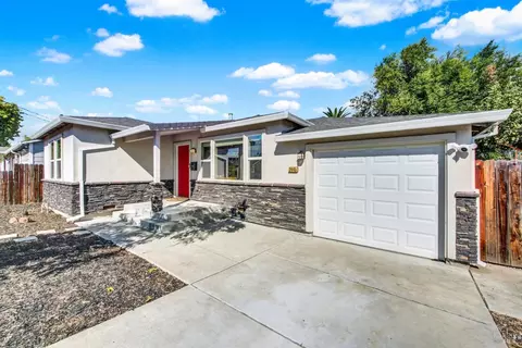 Exterior - 2445 Maple Ave, Concord, CA 94520 photo 4 of 16