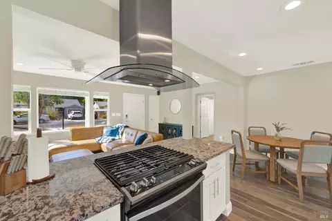 Kitchen - 2445 Maple Ave, Concord, CA 94520 photo 4 of 5