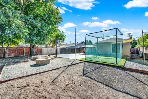 Exterior - 2445 Maple Ave, Concord, CA 94520 photo 14 of 16