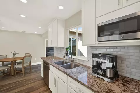 Kitchen - 2445 Maple Ave, Concord, CA 94520 photo 5 of 5