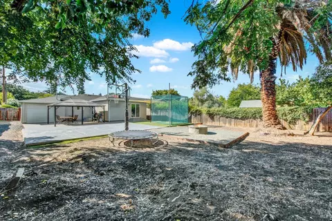Exterior - 2445 Maple Ave, Concord, CA 94520 photo 12 of 16